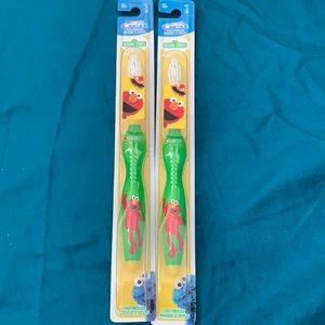 Crest kids Sesame Street Elmo toothbrush